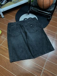 (Category: ) located in . Submitted by secondhandco.archive552 (Listing ID 1445716320, Image 1). Description: .