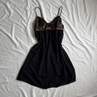 (Category: ) located in . Submitted by ceyllective (Listing ID 1445738907, Image 1). Description: .