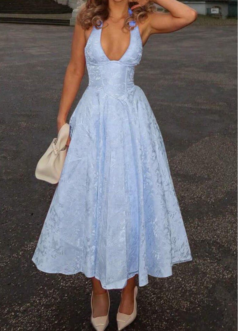 Blue Midi Formal Dress Elegant Halter Long (Category: Dresses) located in Tarlac. Submitted by yukitaroo (Listing ID 1445725031, Image 1). Description: - 25-27 inch waistline - 33-34 inch bust.