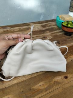 (Category: ) located in . Submitted by loveonbags (Listing ID 1445675745, Image 1). Description: .