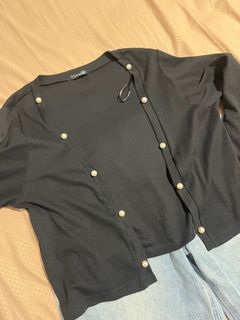 (Category: ) located in . Submitted by 1qtpreloved (Listing ID 1445702293, Image 1). Description: .
