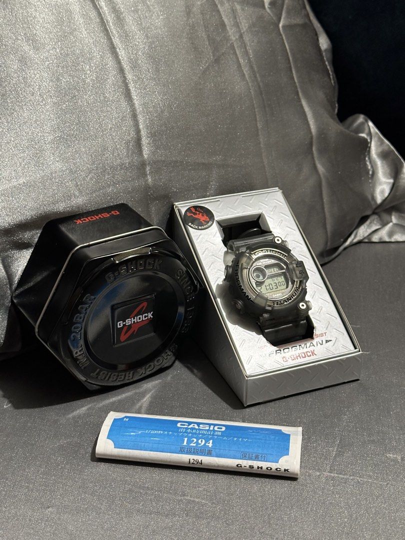 Casio G-Shock Frogman Titanium DW-8200 (Category: Men's Watches) located in Quezon City. Submitted by gab_minatozaki (Listing ID 1445728980, Image 2). Description: Selling a Casio G-Shock Frogman DW-8200. This is the titanium model. It's an air diver's watch with 200m water resistance. Comes with the original tin and manual. Let me know if you have questions. Color: Grey Timekeeping: Digital Display: Positive LCD Type: LCD Light Type: Electro Lum