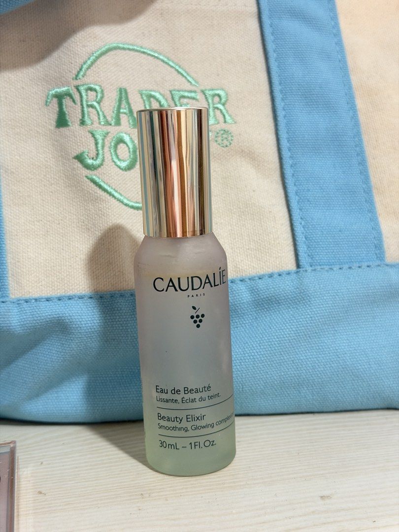 Caudalie Paris Eau de Beaute Beauty Elixir 30ml (Category: Face Care) located in Tabuk. Submitted by pheym18 (Listing ID 1445693764, Image 3). Description: - Caudalie Paris Beauty Elixir - Size: 30ml - Benefits: Smoothing and glowing complexion mist - Use: Refreshing boost for skin, can also set makeup - Instructions: Shake well before use. Close eyes and mist onto face..