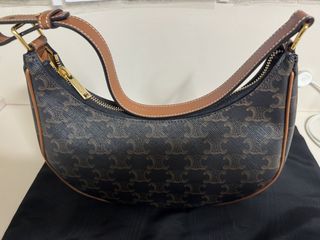 （分類：）位於 。 由 cocomelon430 提交（商品編號 1445635155，圖片 1）。簡介： 。