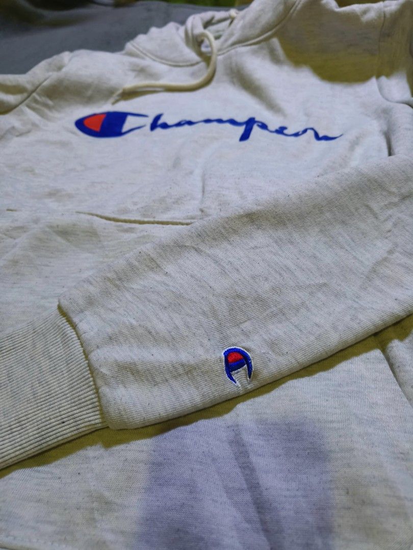 Champion Grey Hoodie (Category: Coats, Jackets and Outerwear) located in Cebu City. Submitted by drapdrapdrap (Listing ID 1445766838, Image 3). Description: Brand: Champion Grey Hoodie Price: 500php + SF 💸💸💸 Dimension/Size: Small Width-22 , Length-27 Condition: 9 Color: Grey Issues: None MOP: GCASH Location: Mandaue CC, Cebu CC. Ship Via: Lalamove, J&T, JRS, LBC ✈️🛥️🛵 PM if interested. GOD SPEED! ⚡.