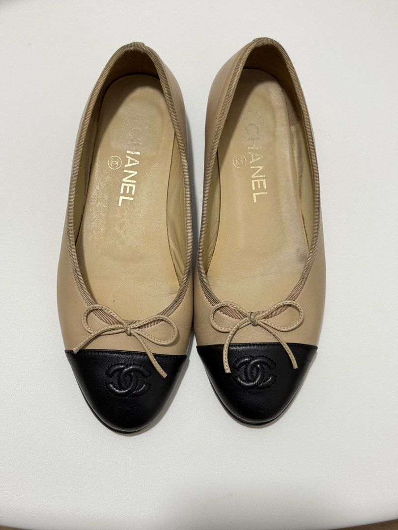 Chanel Classic Cap-Toe Ballet Flats (Category: Flats & Sandals) located in San Juan City. Submitted by sellingforless__ (Listing ID 1445768674, Image 2). Description: 38C Guaranteed authentic, comes with COA from Luxe Verify Usual signs of usage but no major flaws Rfs: just want a different color.