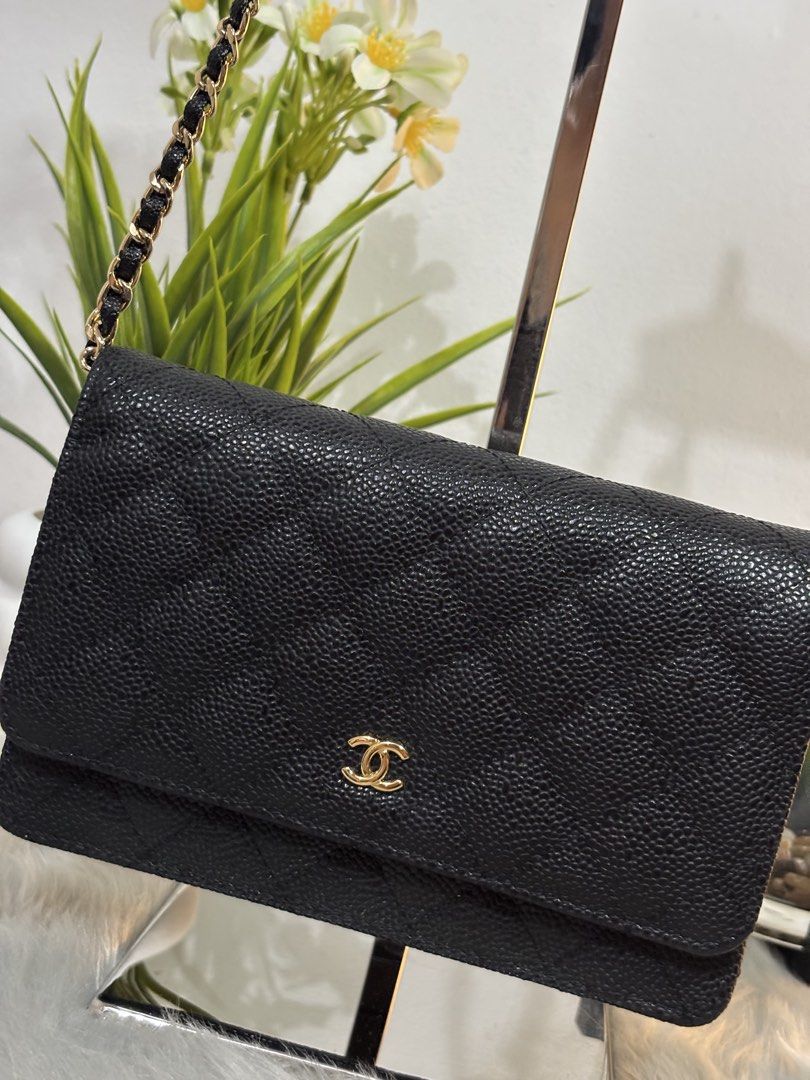 CHANEL WALLET ON CHAIN (Category: Luxury Bags & Wallets) located in Manila. Submitted by Bagstatic_luxuries (Listing ID 1445752262, Image 2). Description: Wow!! This bag is so hard to get!!! 😍😍😍 With original dustbag Japan sourced 🇯🇵.