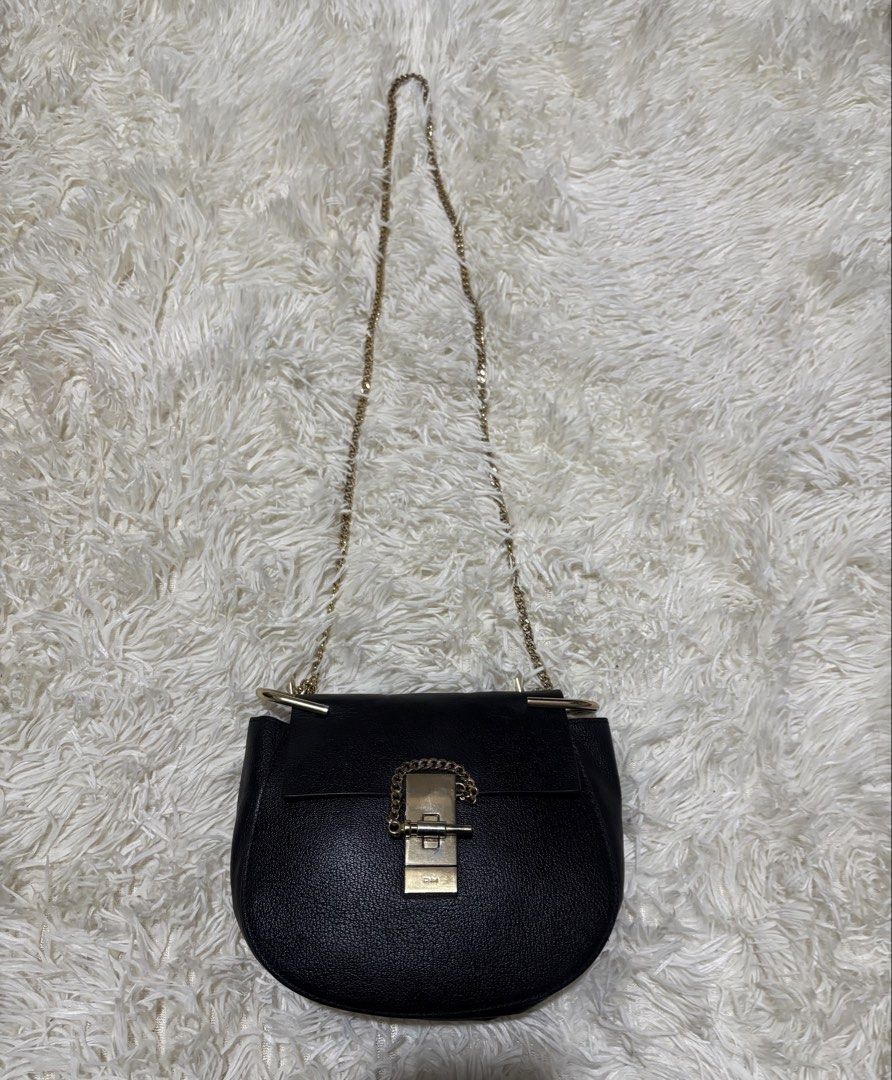 Chloe (Category: Luxury Bags & Wallets) located in Legazpi City. Submitted by thesource052 (Listing ID 1445787320, Image 3). Description: Chloe Grained Lambskin Mini drew Shoulder Bag Black Golf Hardware Small size Excellent condition Leather Material No issue Sign of Usage only.