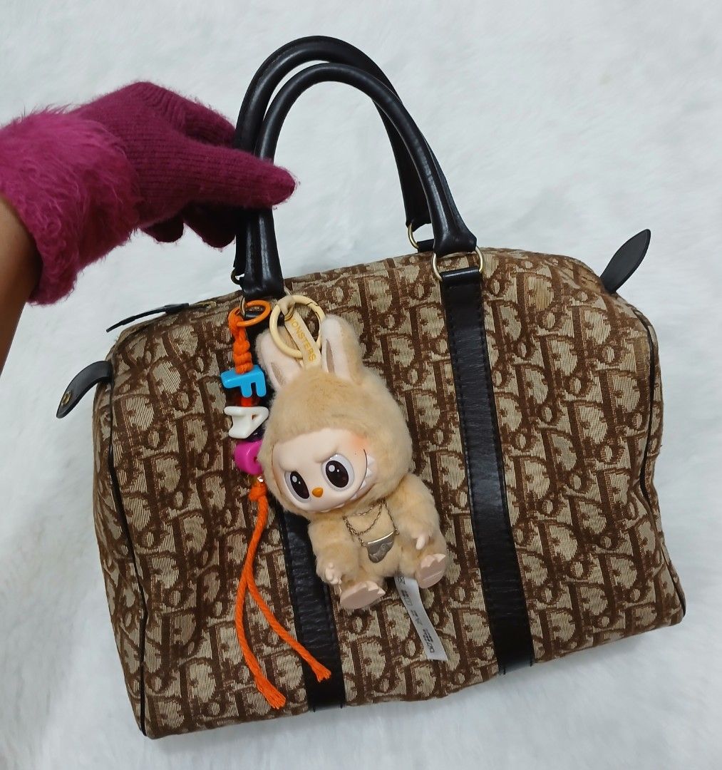 Christian Dior Oblique Boston 30 (Category: Luxury Bags & Wallets) located in Iba. Submitted by kuripot_socialite (Listing ID 1419207489, Image 1). Description: Guaranteed orig. Excellent vintage condition. ✅️LAYAWAY.