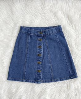 (Category: ) located in . Submitted by buyretreasurehubnow (Listing ID 1445722445, Image 1). Description: .