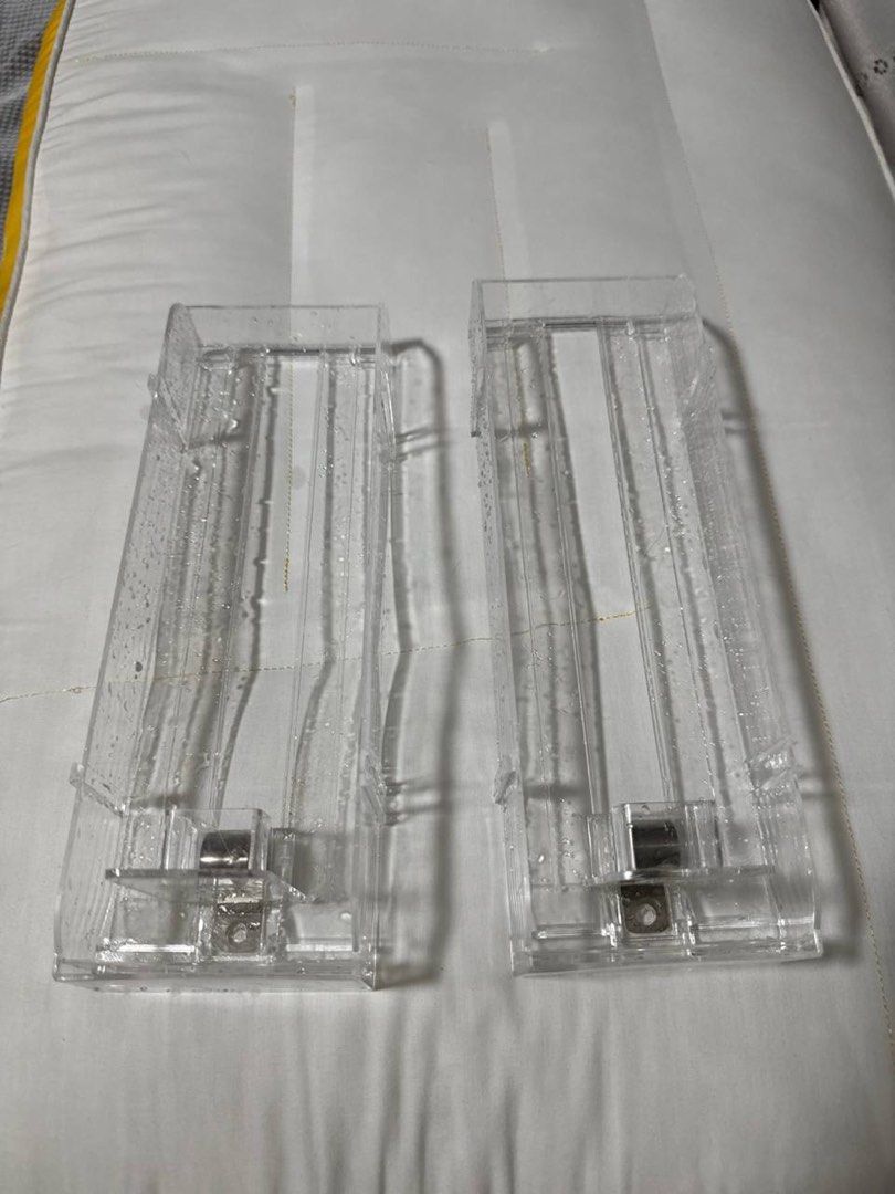 Clear Plastic Storage Boxes with Hinged Lids(2pcs) (Category: Storage Boxes & Baskets) located in Manila. Submitted by wuwudada88 (Listing ID 1445718600, Image 1). Description: - Set of 2 clear plastic storage boxes - Hinged lids (metal hinges) - Ribbed interior for better grip - Ideal for organizing small items like craft supplies, hardware, or accessories.