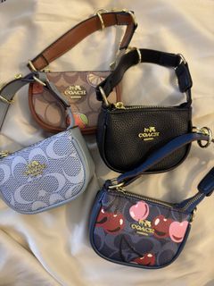 (Category: ) located in . Submitted by sourcedbymissella_ (Listing ID 1445698436, Image 1). Description: .