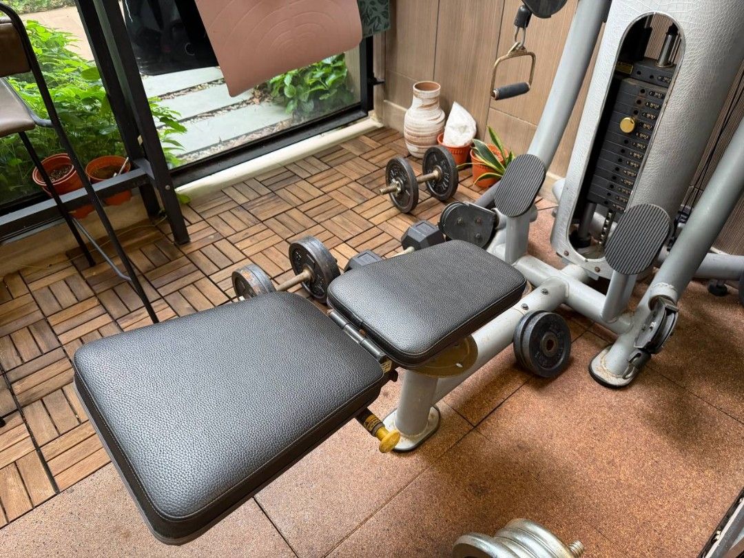 Compact Cable Machine (Category: Cardio & Fitness Machines) located in Singapore. Submitted by llnd (Listing ID 1445725767, Image 4). Description: Weighted cable machine good for home workout regimes that need all-in-one cable solutions. Bought this machine off a physiotherapy company that used it for weights training and physiotherapy recovery. I am selling due to moving house otherwise would continue using. All cables are still really smooth an