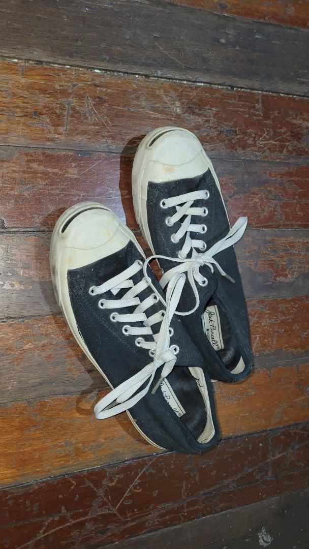 Converse Jack Purcell Sneakers Black White Size 7 (Category: Sneakers) located in Manila. Submitted by q55qb (Listing ID 1445688674, Image 2). Description: - Classic black Converse Jack Purcell sneakers - Features white laces and toe cap - Soles show some wear but have plenty of life left - Perfect for everyday wear - Size: 7 US Men's.