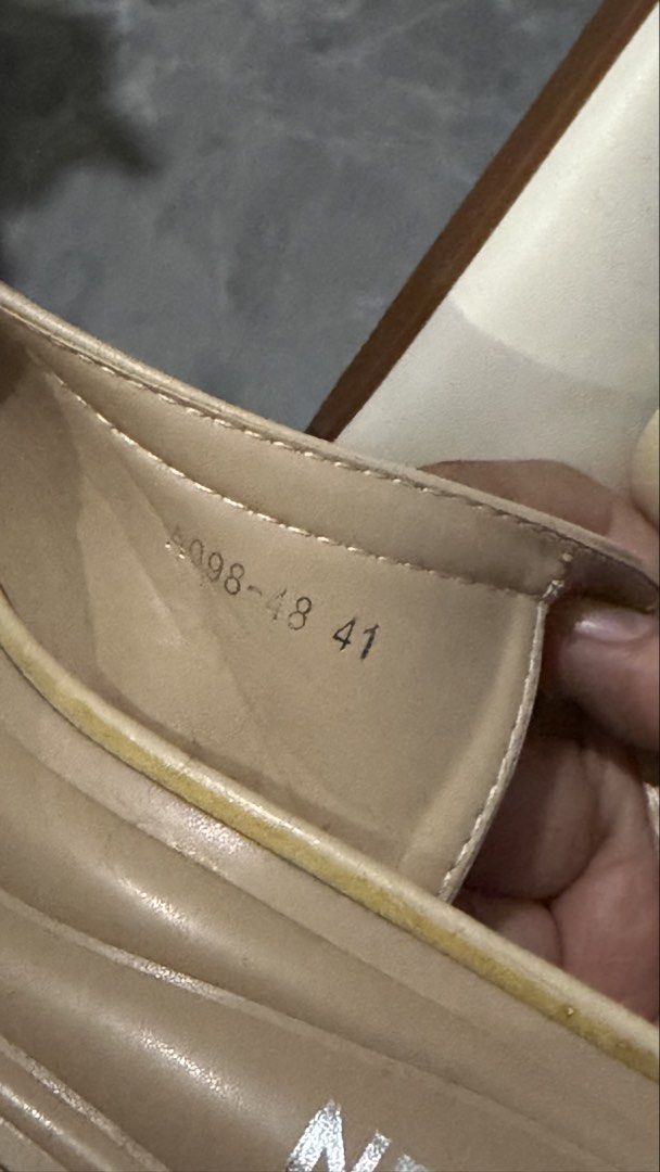 Cream Slingback Heels with Bow Detail (Category: Heels) located in Manila. Submitted by meianhey (Listing ID 1445736779, Image 3). Description: - Cute cream slingback heels - Pointed toe with a decorative bow - Adjustable strap at the back - Low heel, perfect for comfortable walking - Size: 41 - no box included.