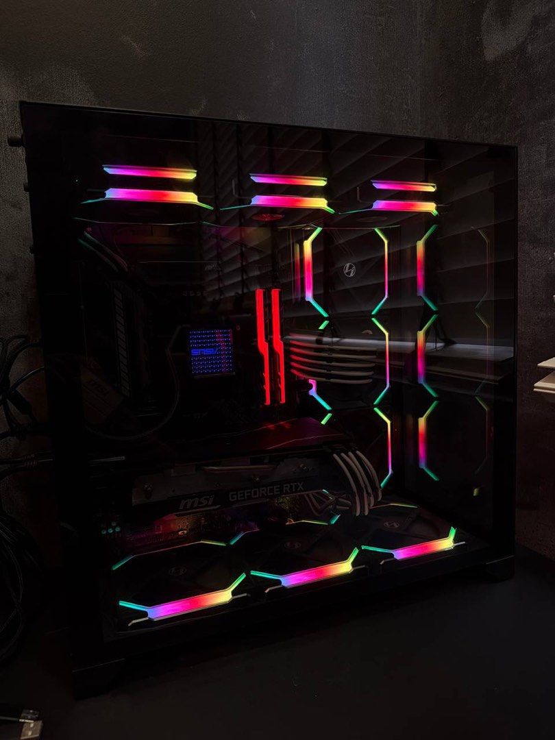 Custom Gaming PC with RTX Graphics Card491198791266478081