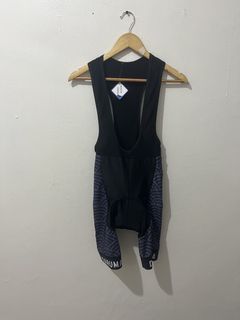 (Category: ) located in . Submitted by thrift.ine (Listing ID 1445769428, Image 1). Description: .