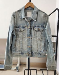 (Category: ) located in . Submitted by asy_preloved (Listing ID 1445754441, Image 1). Description: .