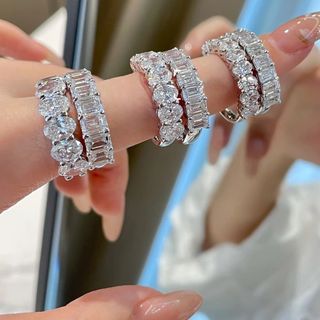 (Category: ) located in . Submitted by diamondmanorsingapore (Listing ID 1445753914, Image 1). Description: .