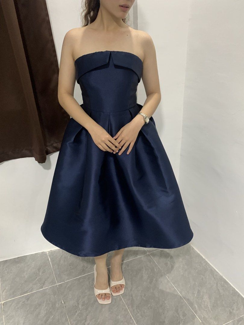 FOR RENT: BLUE DRESS (Category: Dresses) located in Bacoor. Submitted by _bernagervacio (Listing ID 1445619235, Image 3). Description: Reservations are now open 🤍 📍Bacoor, Cavite 3-day 𝒓𝒆𝒏𝒕 | 24-27 waist Day 1 - delivery Day 2 - event day Day 3 - return MOP: GCash, bank transfer MOD: pick up or delivery.