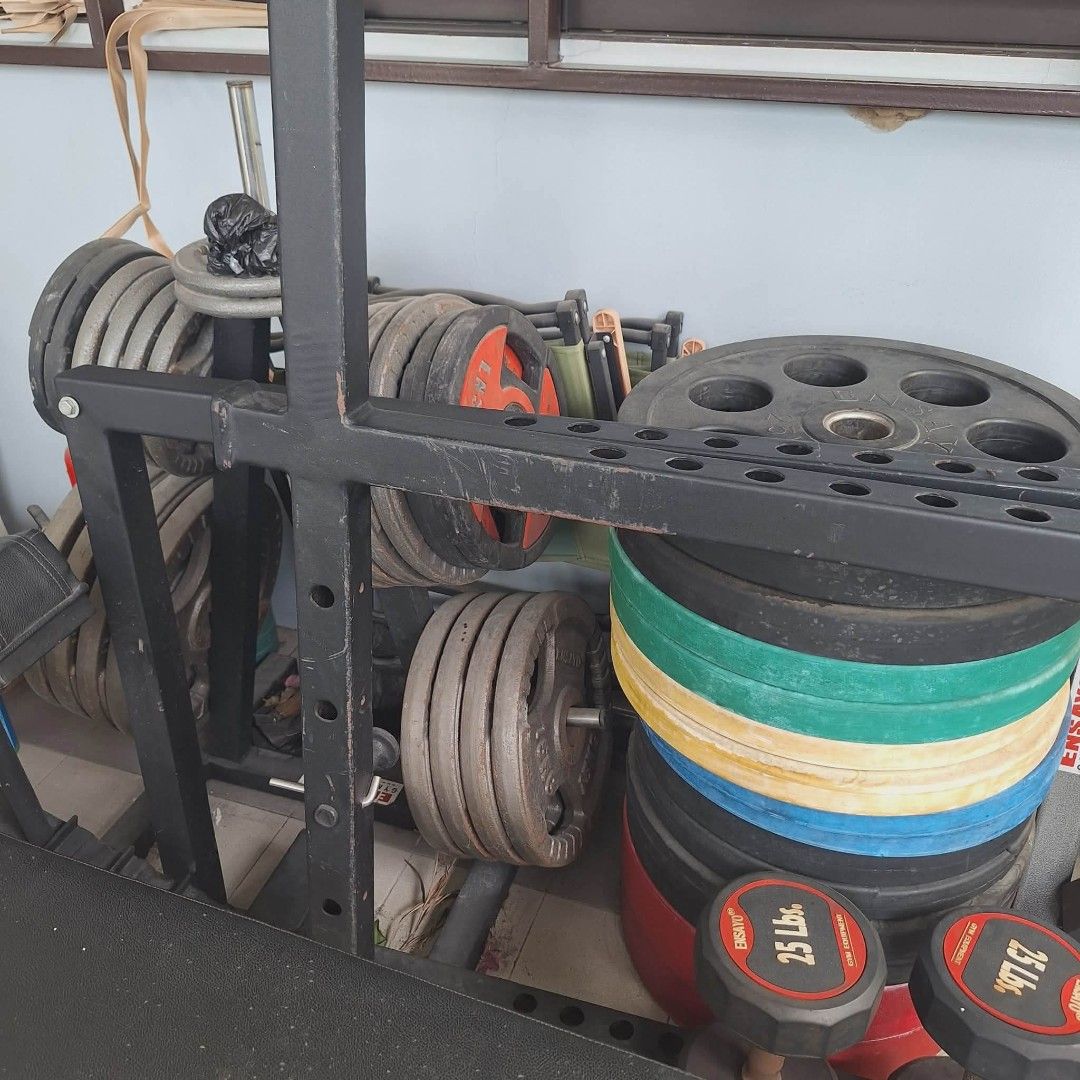Full Gym Set: Power Cage, Bench, Weights, Mats (Category: Weights & Dumbbells) located in Pasig City. Submitted by jemjeru (Listing ID 1445658273, Image 2). Description: - Complete Gym Setup - Includes Power Cage - Adjustable Bench - Variety of Iron and Rubber Weight Plates - Dumbbells Included - 7ft Chrome Bar - High-Quality Gym Flooring Mats - Ideal for serious home training or those who want to open a gym originally bought at P200,000 now sell