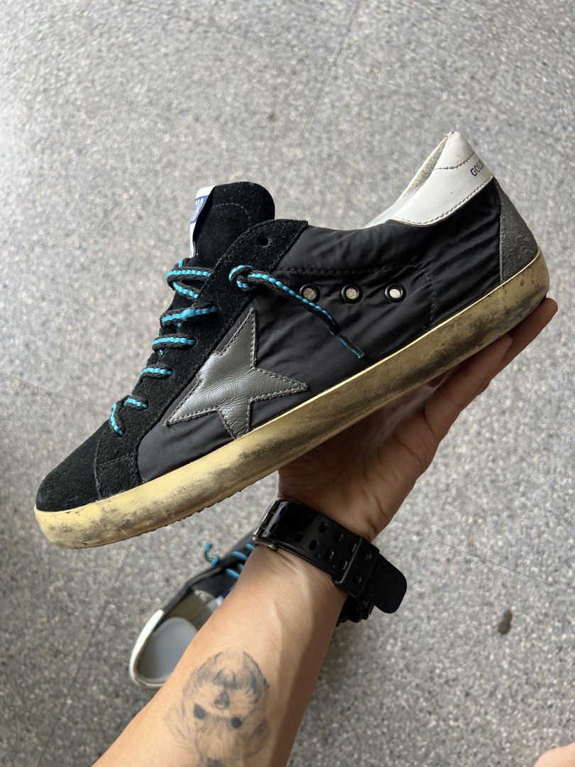 Golden Goose (Category: Sneakers & Footwear) located in Bacolod City. Submitted by novymae23 (Listing ID 1445647629, Image 2). Description: Golden Goose Superstar Size 43 Minor Sign Of Usage .