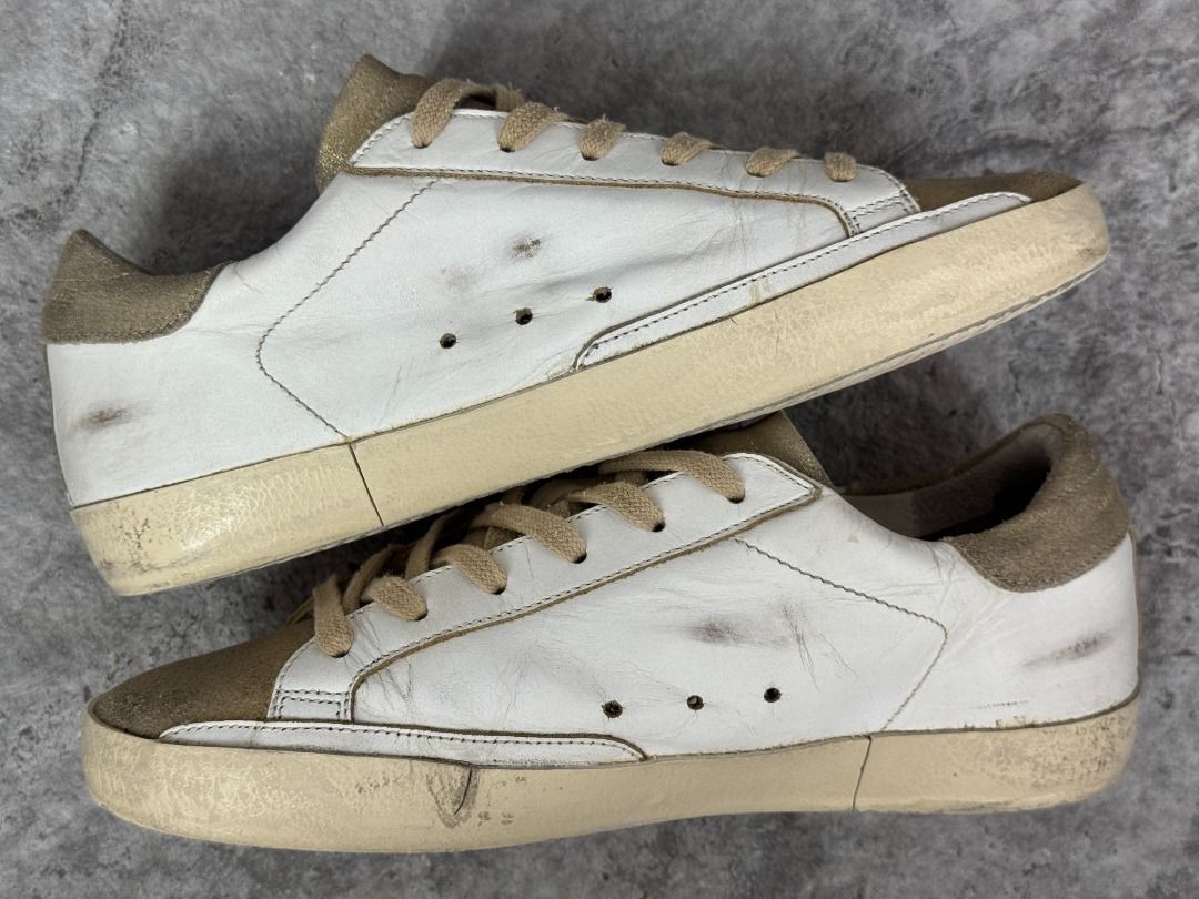 Golden Goose Superstar Gold/white (Category: Sneakers & Footwear) located in Aloran. Submitted by rymans (Listing ID 1445743541, Image 2). Description: Golden Goose Superstar Gold/white Size 38 7.5/10 Condition 2980 +SF Can do COP via LBC (DP needed minimum of 300) .