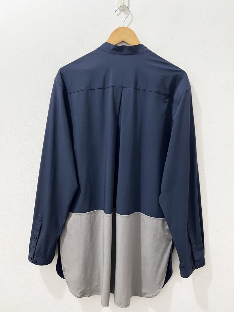 GOOPIMADE - r2.ls 3-D LONG SHIRT (Category: Tshirts & Polo Shirts ) located in Cavite. Submitted by _Gizmo (Listing ID 1445683372, Image 3). Description: Goopimade - R2. LS 3-D Long Shirt Designed with contrasting length in mind, the shirts uses 100% POLYESTER material which renders it highly breathable, lite and texturally smooth. The shirt contains various pockets for storage purposes, while featuring contrasting colours to create a visually st