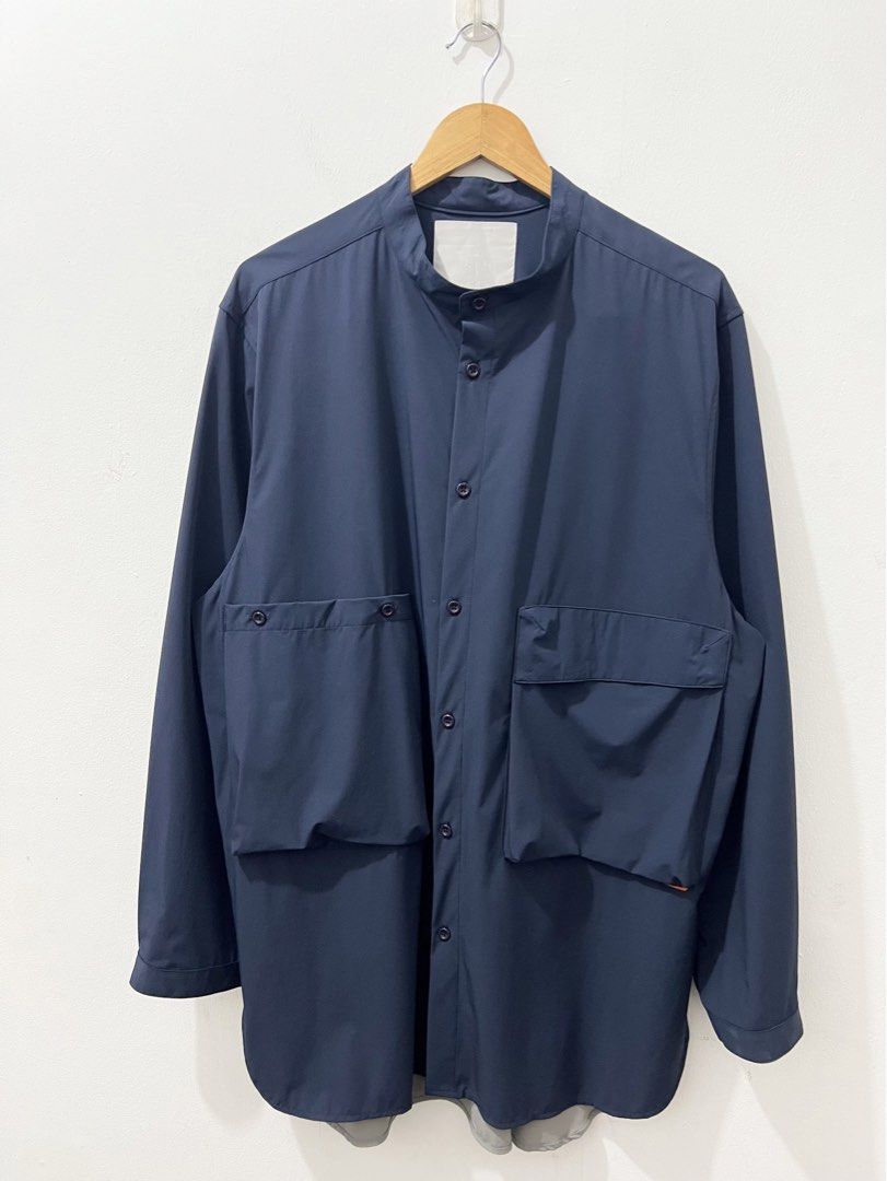 GOOPIMADE - r2.ls 3-D LONG SHIRT (Category: Tshirts & Polo Shirts ) located in Cavite. Submitted by _Gizmo (Listing ID 1445683372, Image 1). Description: Goopimade - R2. LS 3-D Long Shirt Designed with contrasting length in mind, the shirts uses 100% POLYESTER material which renders it highly breathable, lite and texturally smooth. The shirt contains various pockets for storage purposes, while featuring contrasting colours to create a visually st