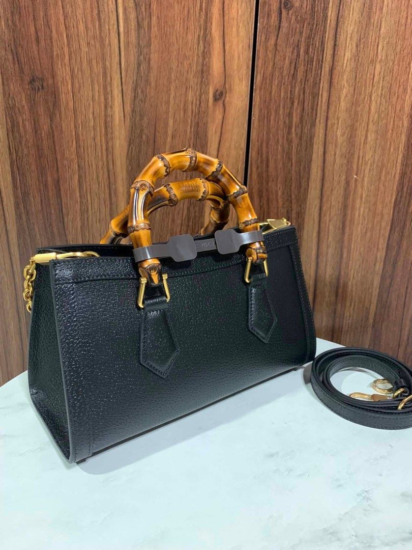 Gucci Diana Bamboo handle (Category: Luxury Bags & Wallets) located in Quezon City. Submitted by rarebagsfrmjapan (Listing ID 1445777766, Image 2). Description: IMPORTANT PLS READ !!! PERFECT GIFT OR GIVEAWAYS REWARD UR SELF OR LOVE ONES AT LEAST ONCE A YEAR !!! ALL ITEMS ARE FROM ABROAD JAPAN,,DUBAI,,USA ETC 𝐃𝐈𝐒𝐂𝐋𝐀𝐈𝐌𝐄𝐑: we are 𝐧𝐨𝐭 𝐚𝐬𝐬𝐨𝐜𝐢𝐚𝐭𝐞𝐝 𝐰𝐢𝐭𝐡 𝐭𝐡𝐞 𝐛𝐫𝐚𝐧𝐝𝐬 𝐭𝐡𝐚𝐭 𝐚𝐫𝐞 𝐥𝐢𝐧𝐤𝐞𝐝 𝐚𝐧𝐝 𝐬𝐭𝐚𝐭𝐞𝐝 𝐢𝐧