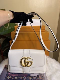 (Category: ) located in . Submitted by marj_bags (Listing ID 1445646131, Image 1). Description: .