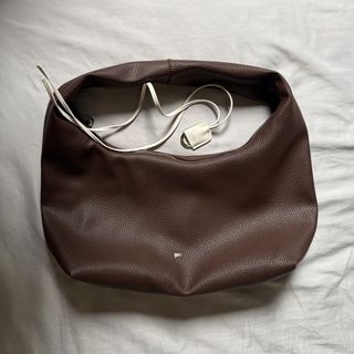 (Category: ) located in . Submitted by a_closet04 (Listing ID 1445655854, Image 1). Description: .