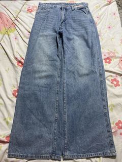 (Category: ) located in . Submitted by jn_thriftz (Listing ID 1445759644, Image 1). Description: .