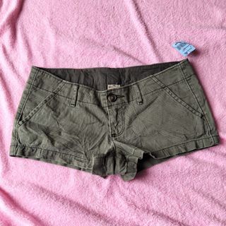 (Category: ) located in . Submitted by maibean_ (Listing ID 1445716575, Image 1). Description: .