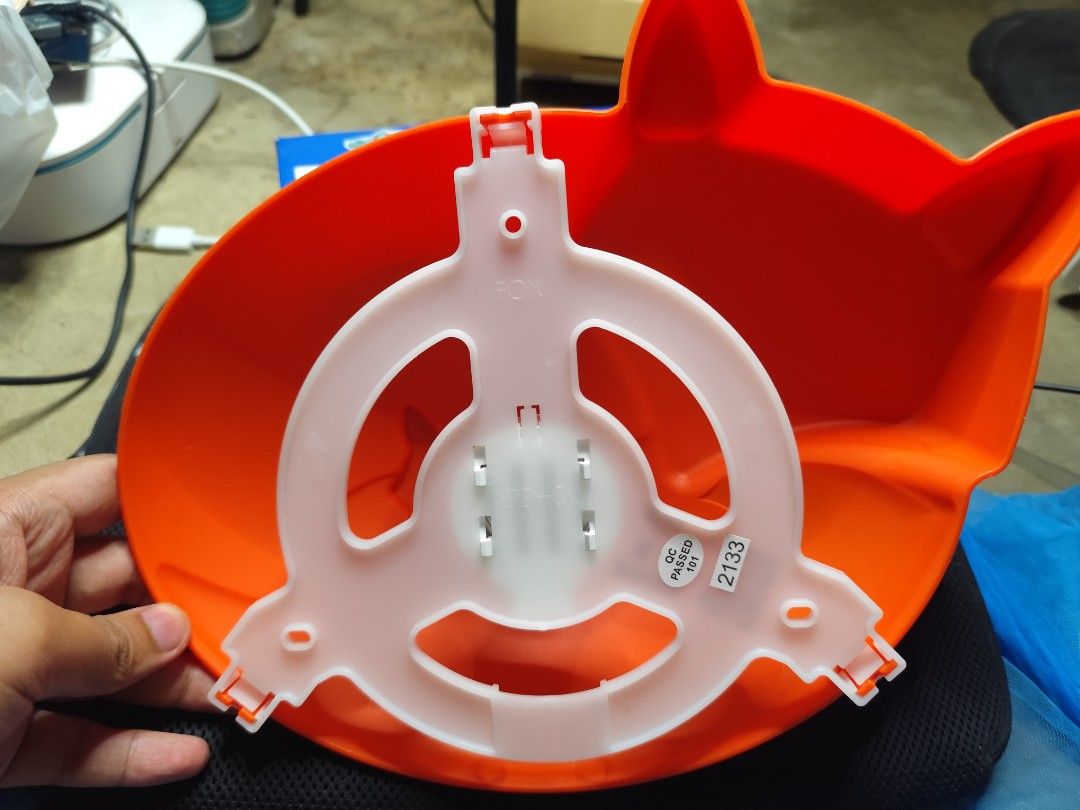 IKEA Upplyst Fox Light (Category: Lighting) located in Binangonan. Submitted by r0nb1nt5cat5co (Listing ID 1445629683, Image 2). Description: Ikea Upplyst Fox Kid Lamp. Has some scratches on the top surface, can be negotiated..
