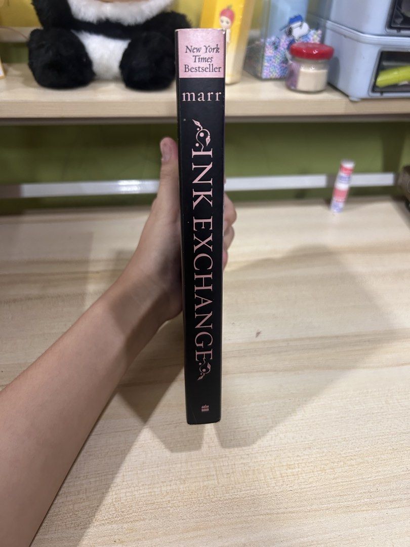 Ink Exchange (Wicked Lovely, #2) by Melissa Marr (Category: Storybooks) located in Manila. Submitted by cupofishka (Listing ID 1445695348, Image 3). Description: 🏷️ New York Times Bestseller 🏷️ Genre: Fantasy / Paranormal Romance 🏷️ Features faeries and tattoos 🏷️ Perfect for fans of the genre 🏷️ Full synopsis available on the back cover GR rating: 3.69 ⭐️⭐️⭐️ 🌸 Feel free to DM for inquiries 🌸 Location: Caloocan City.