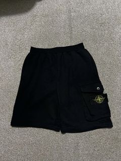 (Category: ) located in . Submitted by aizgoodthrift (Listing ID 1445686032, Image 1). Description: .