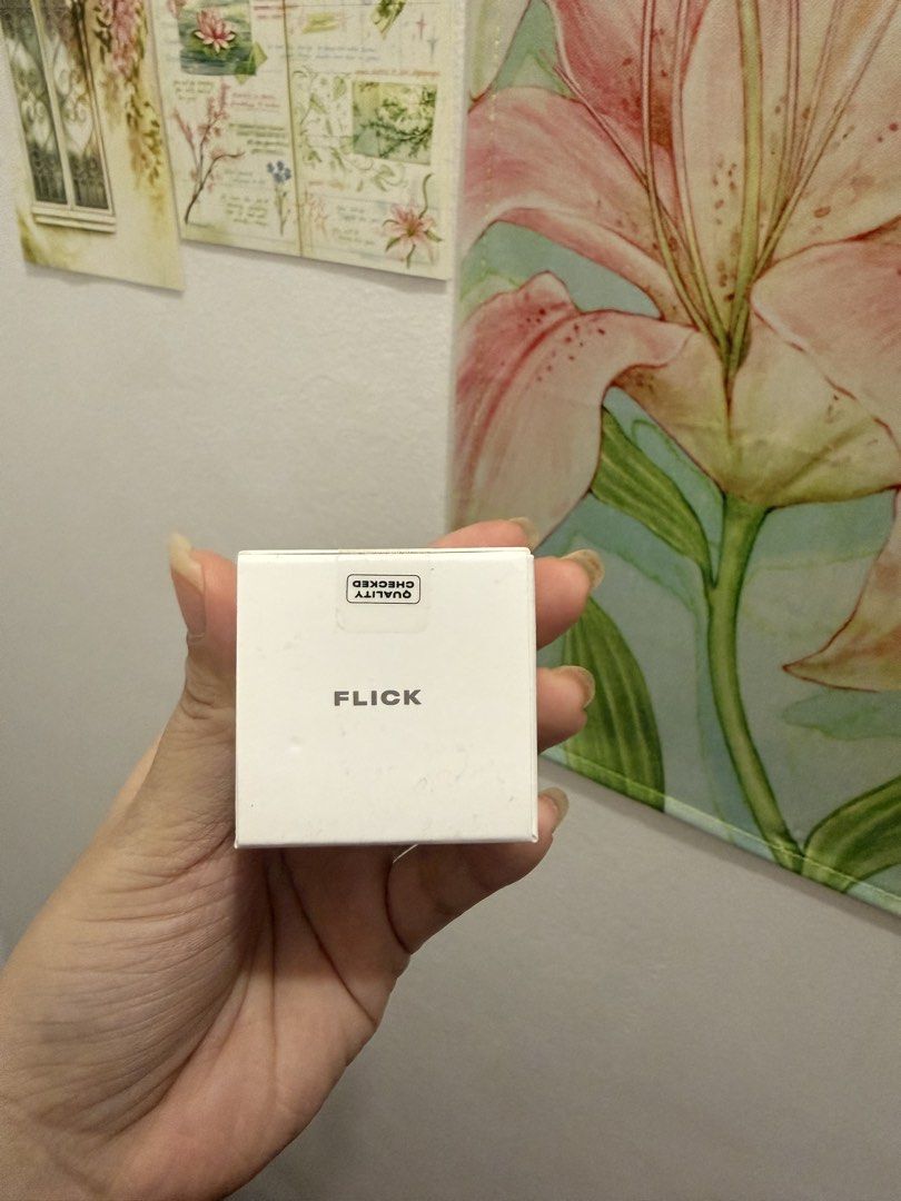 issy creme flush stick blush (flick shade) (Category: Makeup) located in Carmona. Submitted by stuffnvrything (Listing ID 1445673065, Image 2). Description: bought it at ₱229 never been used (sealed).
