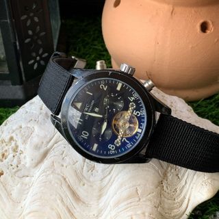 (Category: ) located in . Submitted by classicwatchkeeper (Listing ID 1445615666, Image 1). Description: .