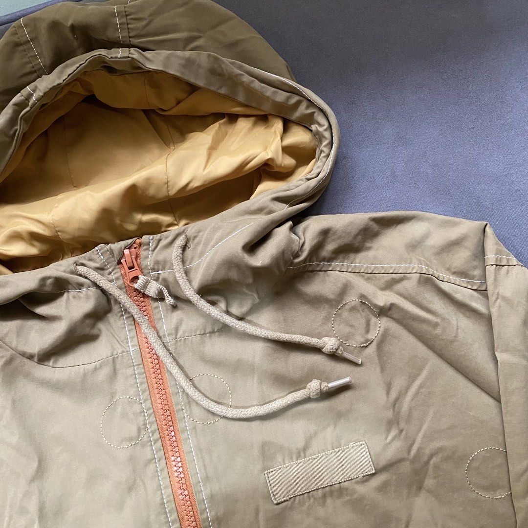Jacket (Category: Coats, Jackets and Outerwear) located in La Trinidad. Submitted by closet_by_grace (Listing ID 1445742938, Image 3). Description: .