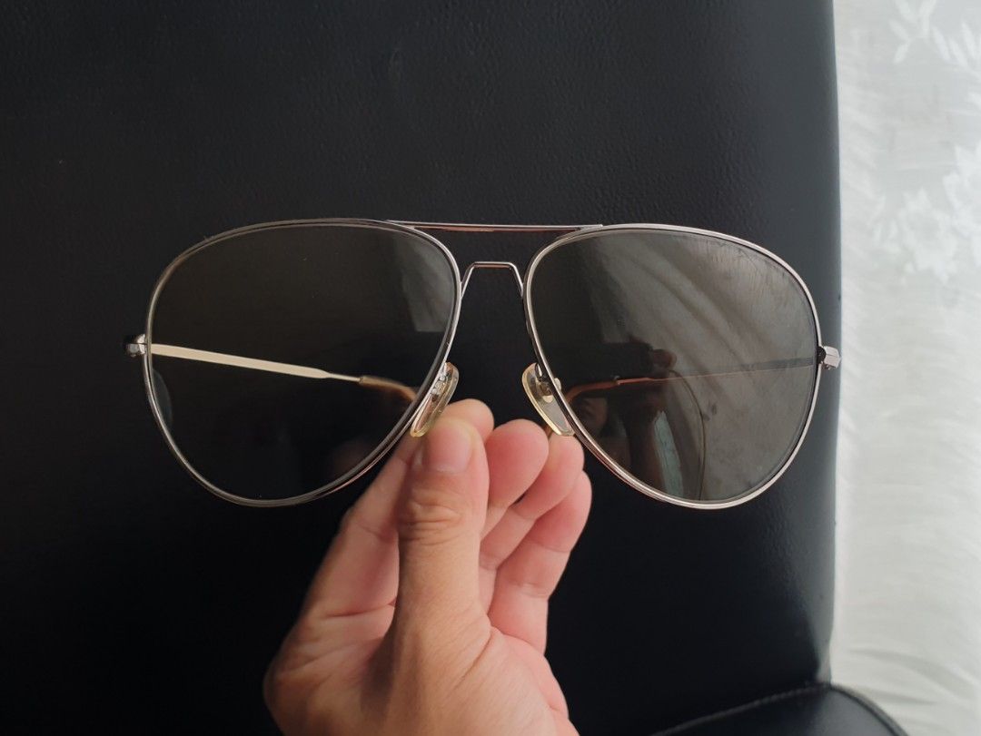 Japan Vintage Aviator Sunglasses (Category: Sunglasses & Eyewear) located in Quezon City. Submitted by WasalakTwo (Listing ID 1445786201, Image 3). Description: New, old stock from Japan 1980s Goodcondition Glass lens Open for delivery nationwide.