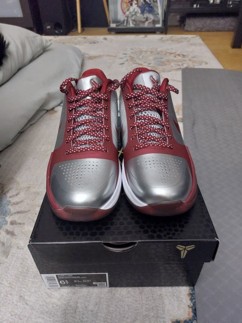Kobe 5 Lower Merion GS Size 6.5Y (Category: Babies & Kids Fashion) located in Quezon City. Submitted by cisnarf (Listing ID 1445620959, Image 3). Description: -Complete with receipt. -US release. -Grade school size 6.5y. -Color: Metallic Silver/Team Red. -Product Code: HM9522-001. .