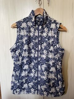 (Category: ) located in . Submitted by annyeongthriftcebu (Listing ID 1445681007, Image 1). Description: .
