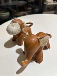 （分類：）位於 。 由 konradbarack 提交（商品編號 1445755180，圖片 1）。簡介： 。