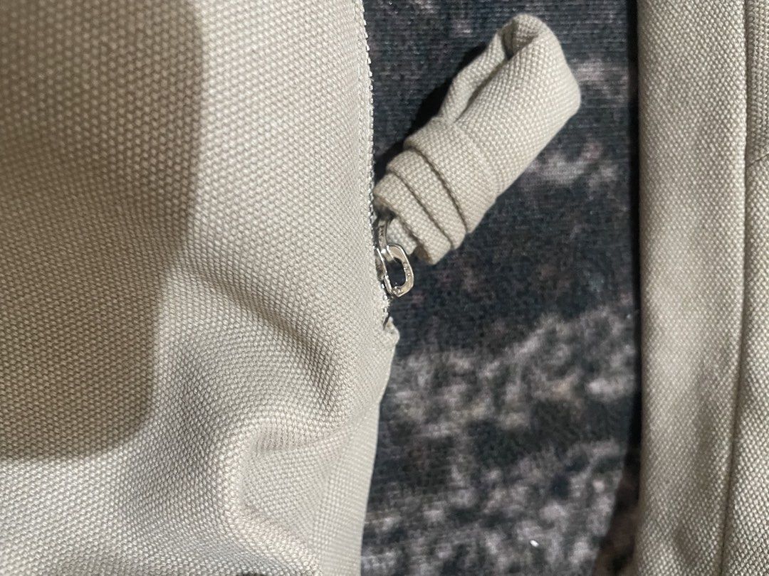 Lemaire Extra Large Canvas Croissant Bag (Category: Luxury Bags & Wallets) located in Alcala. Submitted by zookarchive (Listing ID 1445752246, Image 2). Description: Sold out online retails around 600usd sellin for only 5500php.