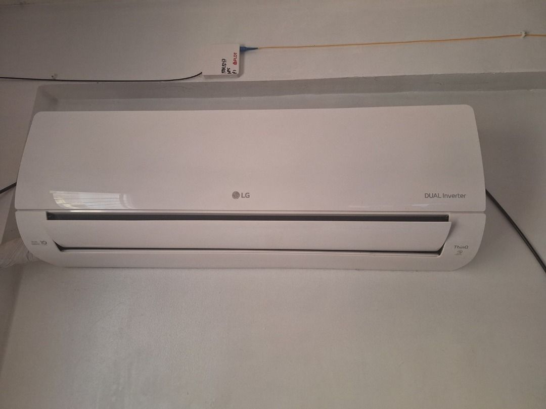 LG Dual Inverter Split Type Air Conditioner 1.0HP (Category: Air Conditioning and Heating) located in Paranaque City. Submitted by albertalviar2018 (Listing ID 1445704082, Image 2). Description: LG Dual Inverter Split Type Air Conditioner 1.0HP 💰 Price: ₱15000 NEGOTIABLE ✅ 2 to 2.5 Years Used ✅ Well Maintained ✅ Every 4-5 Months Regular Cleaning / PMS ✅ Complete Remote Control ✅ Cold Air Performance Still Excellent ✅ No Major Issues ✅ No Repair 