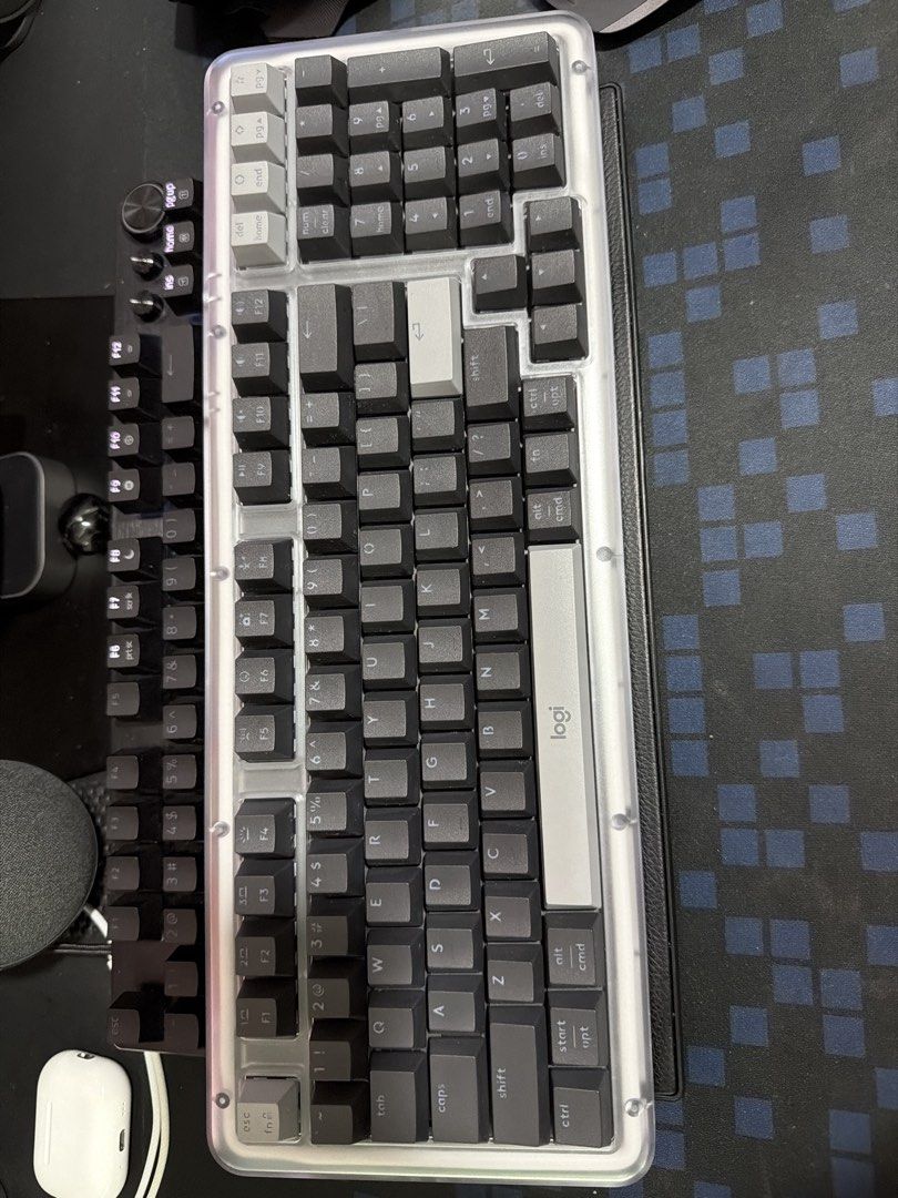 Logitech Alto Keys K98M Keyboard & MX Master 3 Mouse Bundle490812632141015040