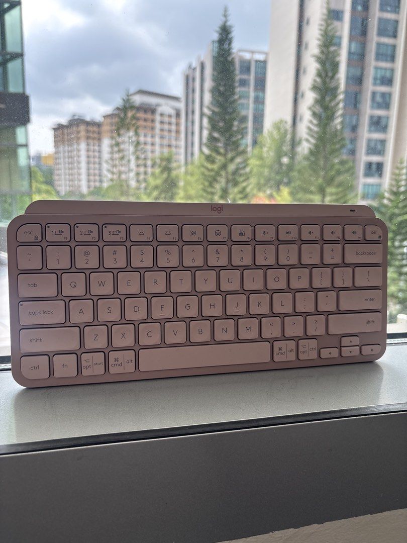 Logitech Pink Wireless Keyboard MX Keys Mini490835816586956800