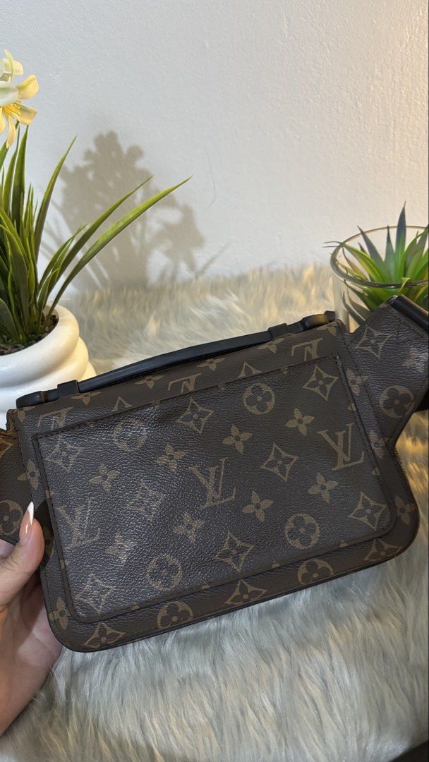 LOUIS VUITTON BODY BAG (Category: Luxury Bags & Wallets) located in Manila. Submitted by Bagstatic_luxuries (Listing ID 1445753939, Image 3). Description: For him 💙💙💙 With original dustbag Japan sourced 🇯🇵.