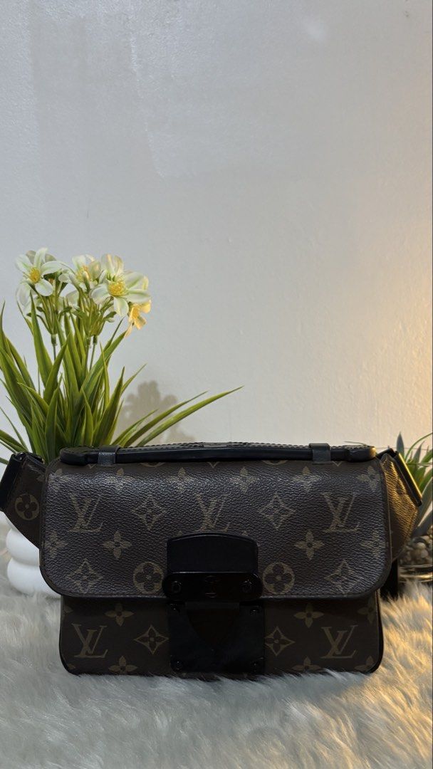 LOUIS VUITTON BODY BAG (Category: Luxury Bags & Wallets) located in Manila. Submitted by Bagstatic_luxuries (Listing ID 1445753939, Image 1). Description: For him 💙💙💙 With original dustbag Japan sourced 🇯🇵.